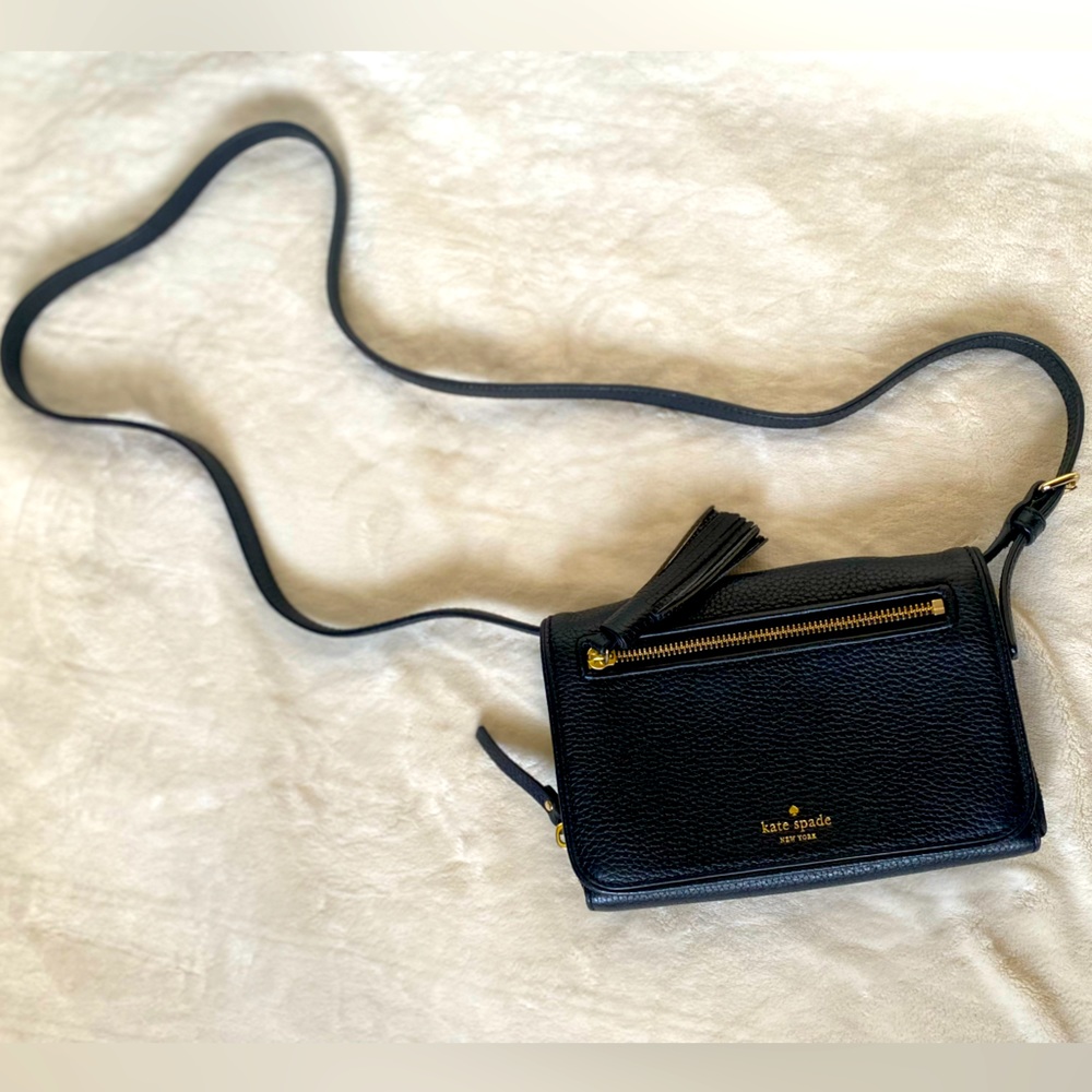 Black Kate Spade wallet or phone crossbody